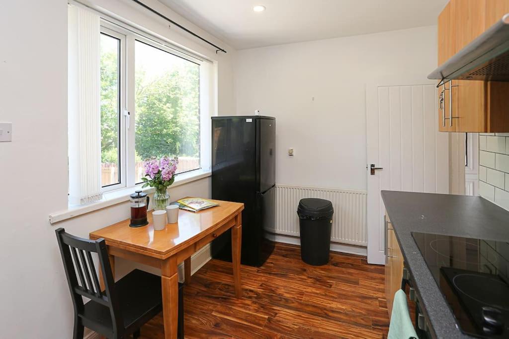 2 Bedroom House In Belfast With Garden エクステリア 写真