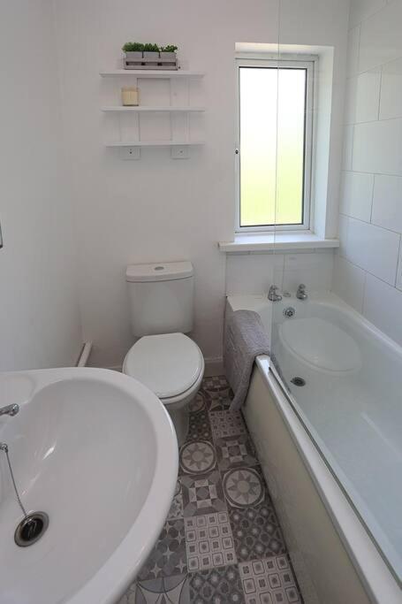 2 Bedroom House In Belfast With Garden エクステリア 写真